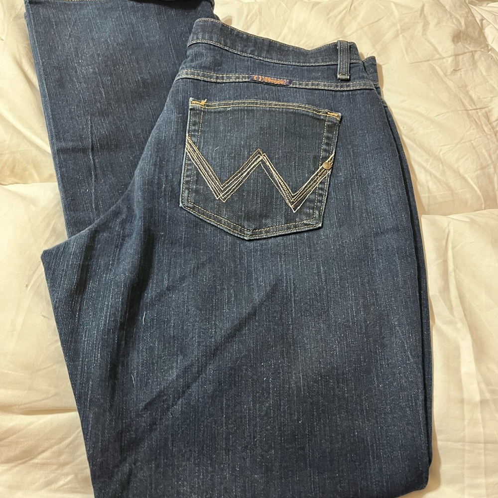 Wrangler Q baby Women's Boot Cut Jeans 15/16x34